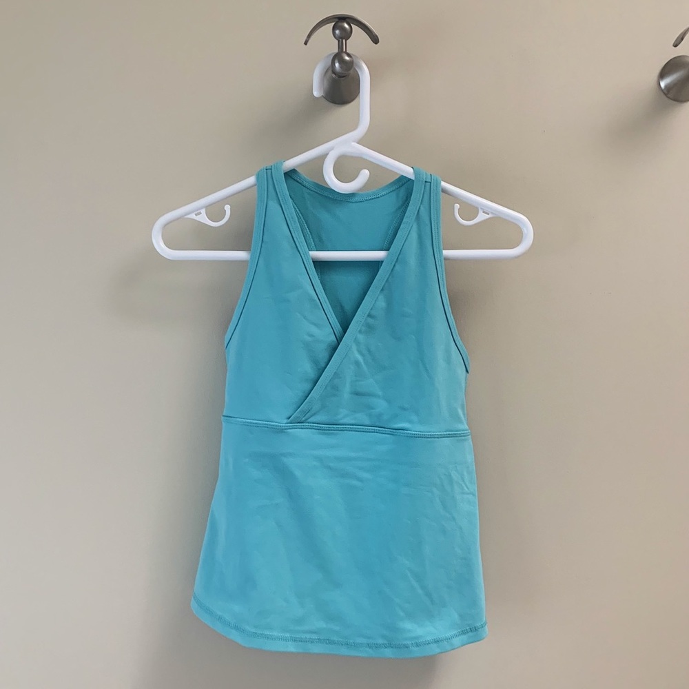 Lululemon Turquoise Workout Top - Picture 2 of 4